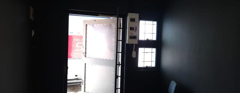 To Let commercial Property for Rent in Maitland Western Cape